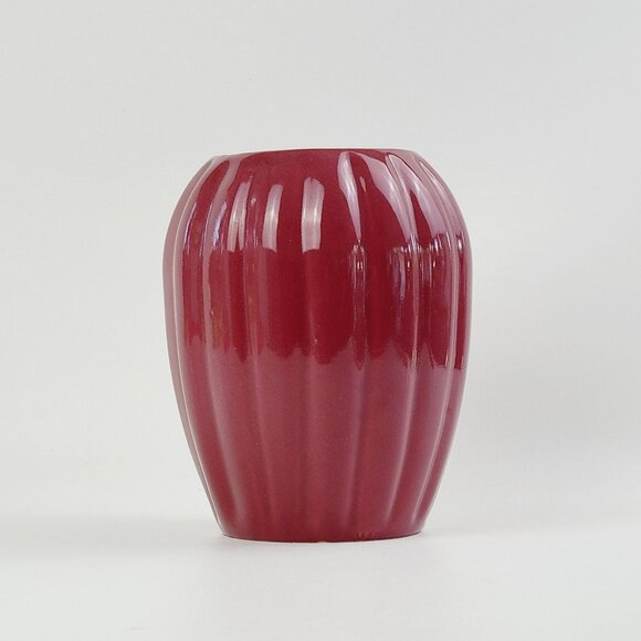 Burgundy Red Ribbed Ceramic Flower Vase 7.5" Tall, Glossy Finish with Vertical G - Picture 2 of 10